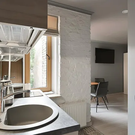 Loft Design & Free Parking Apartment